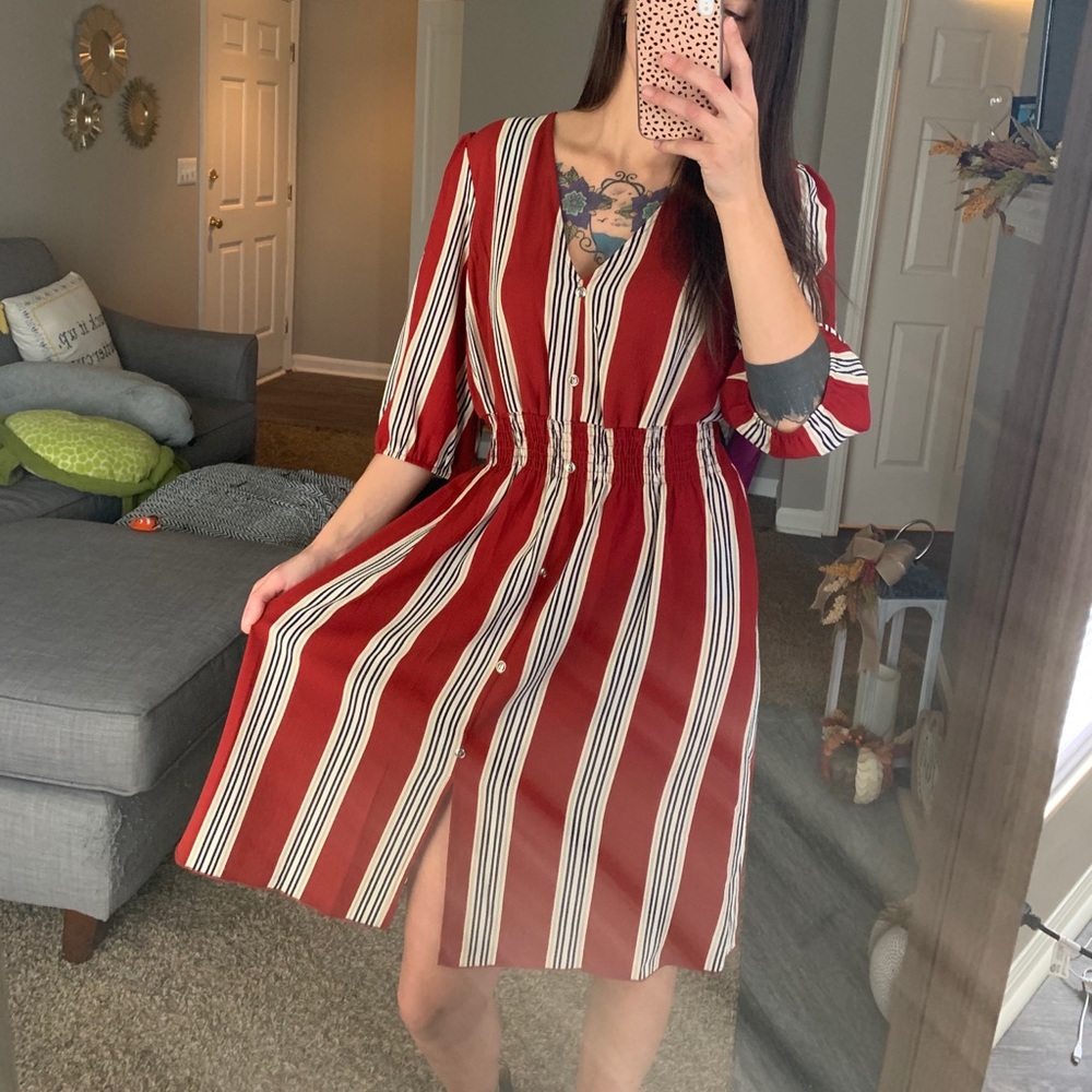 Knee Length light weight dress!
